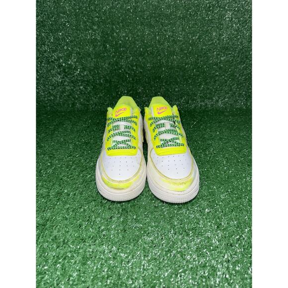 Nike Air Force 1 '07‎ Women's Size 7 Volt Green White Athletic Shoes Sneakers - Picture 6 of 9